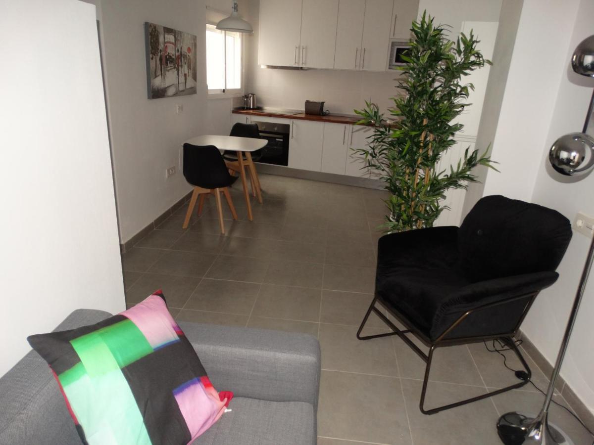 - Jinetes, 23 Appart hôtel Málaga